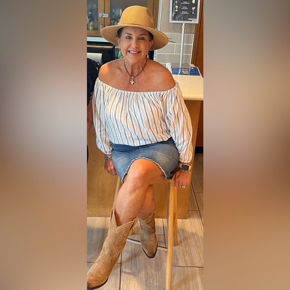 Evereve EUC❤️Sanctuary White/Navy/Tan Stripe. Off/on shoulder Puff Sleeve - Picture 8 of 9